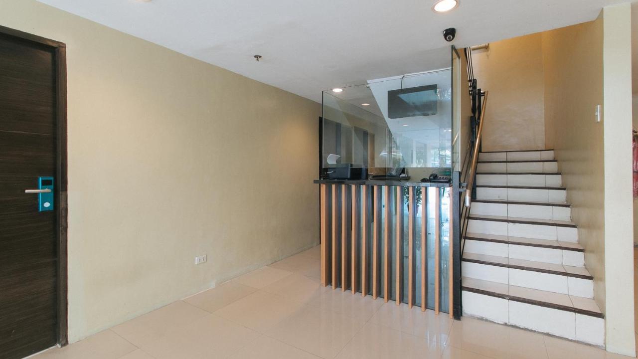 Urbanview At San Antonio'S Place Sampaloc מנילה מראה חיצוני תמונה
