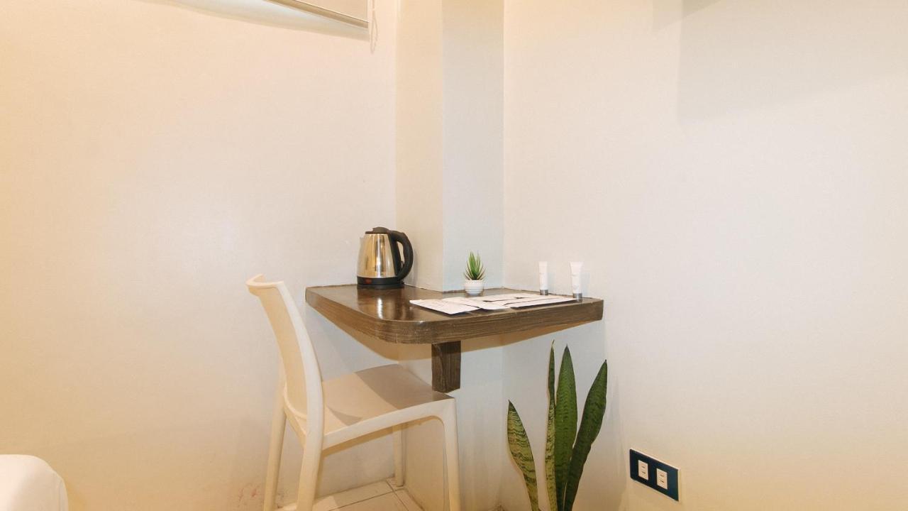 Urbanview At San Antonio'S Place Sampaloc מנילה מראה חיצוני תמונה